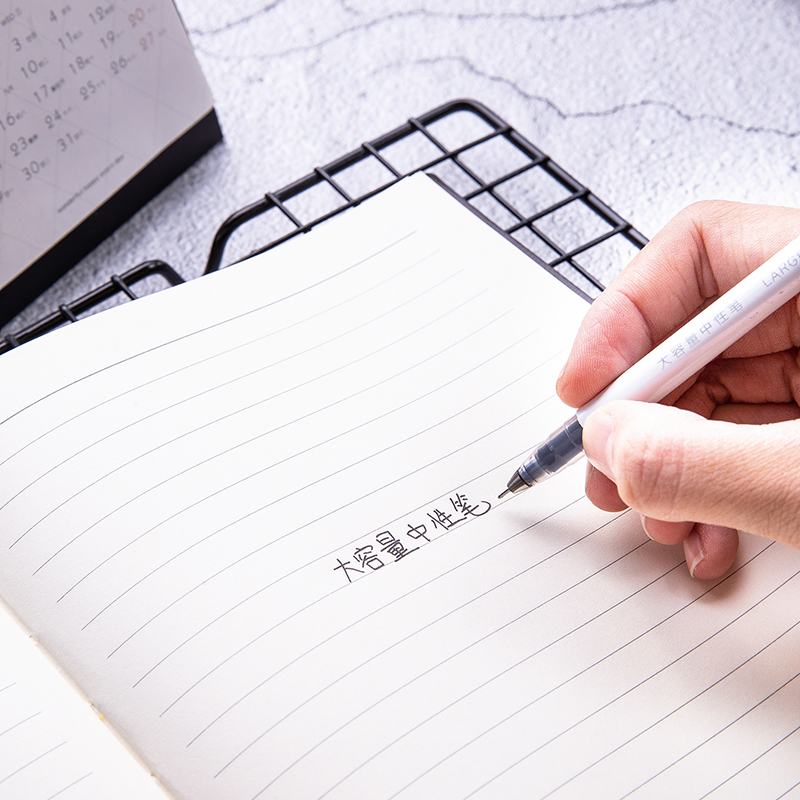 得力（deli）A426 全針管中性筆 黑色簽字筆 0.5mm 12支/盒_http://gzyiqian.cn/img/images/C202009/1599208343625.jpg