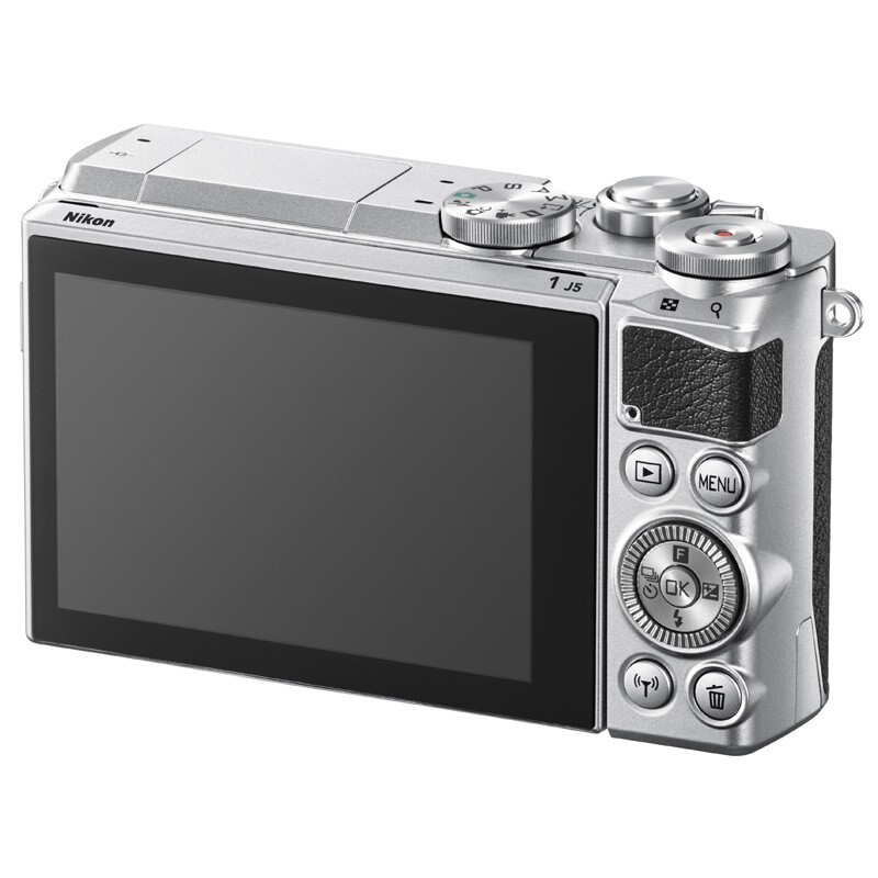 尼康（Nikon） J5 微單相機（10-100mm f/4-5.6鏡頭套機銀色）_http://gzyiqian.cn/img/sp/307/a1afc20e-8ba8-4fd6-8f4a-6869e6e0b15e.jpg